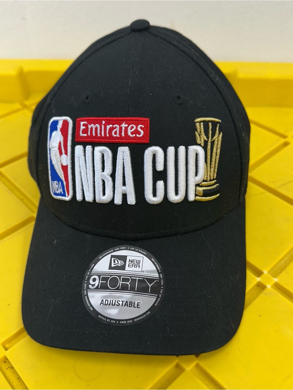 NEW ERA LOS ANGELES LAKERS EMIRATES NBA CUP STRAPBACK DAD HAT MILWAUKEE BUCKS